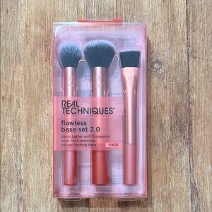 Real Techniques Flawless Base Set 2.0 with Pink Handles